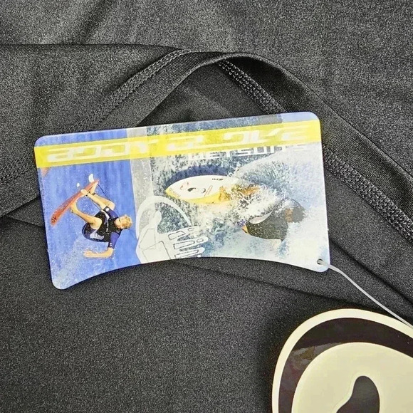 Body Glove wet suit rash guard with sticker Vintage short sleeved  black NWT XXL - Picture 6 of 7